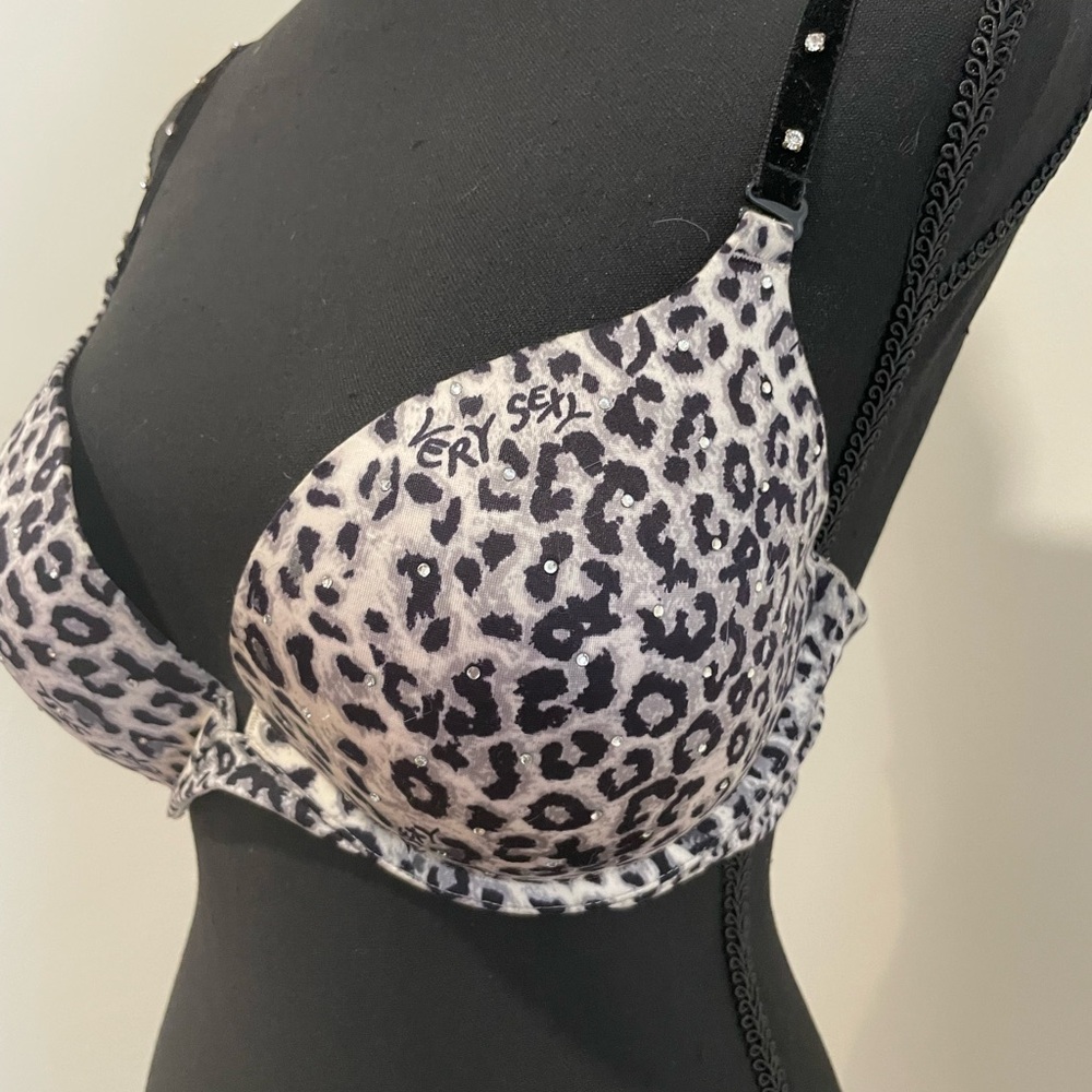 Snow Leopard Print Women's Bra Victoria’s Secret Very Sexy Push Up 36D velvet - Picture 4 of 8